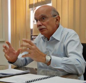 Francisco Mayobre, Vizepräsident der kubanischen Zentralbank 